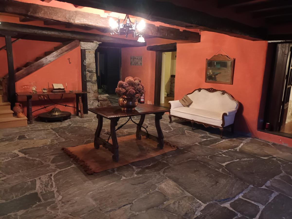 Palacio De Cantiz "Reserva De Ancares" Becerreá Exterior foto